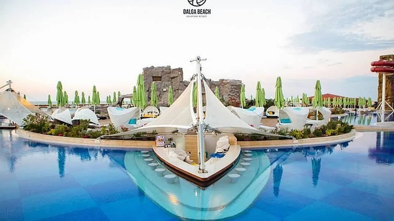 Dalga Beach Aquapark Resort